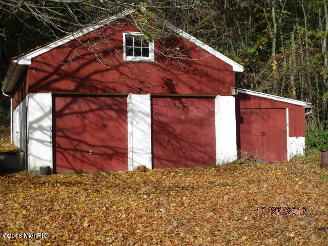 8751 Jones Rd, Bellevue, MI 49021 photo 3