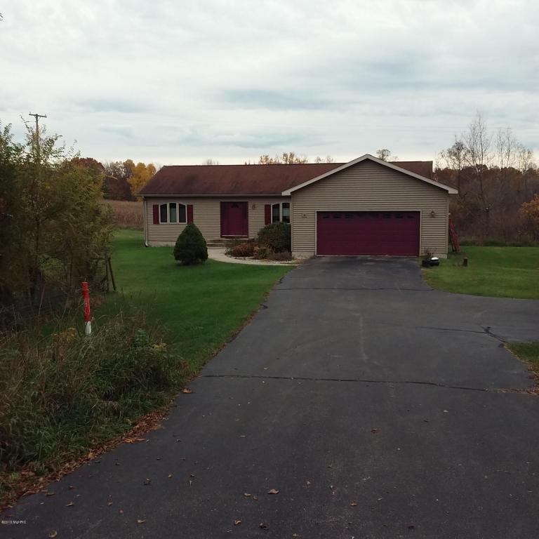 1096 E 104th, Grant, MI 49327 photo 29