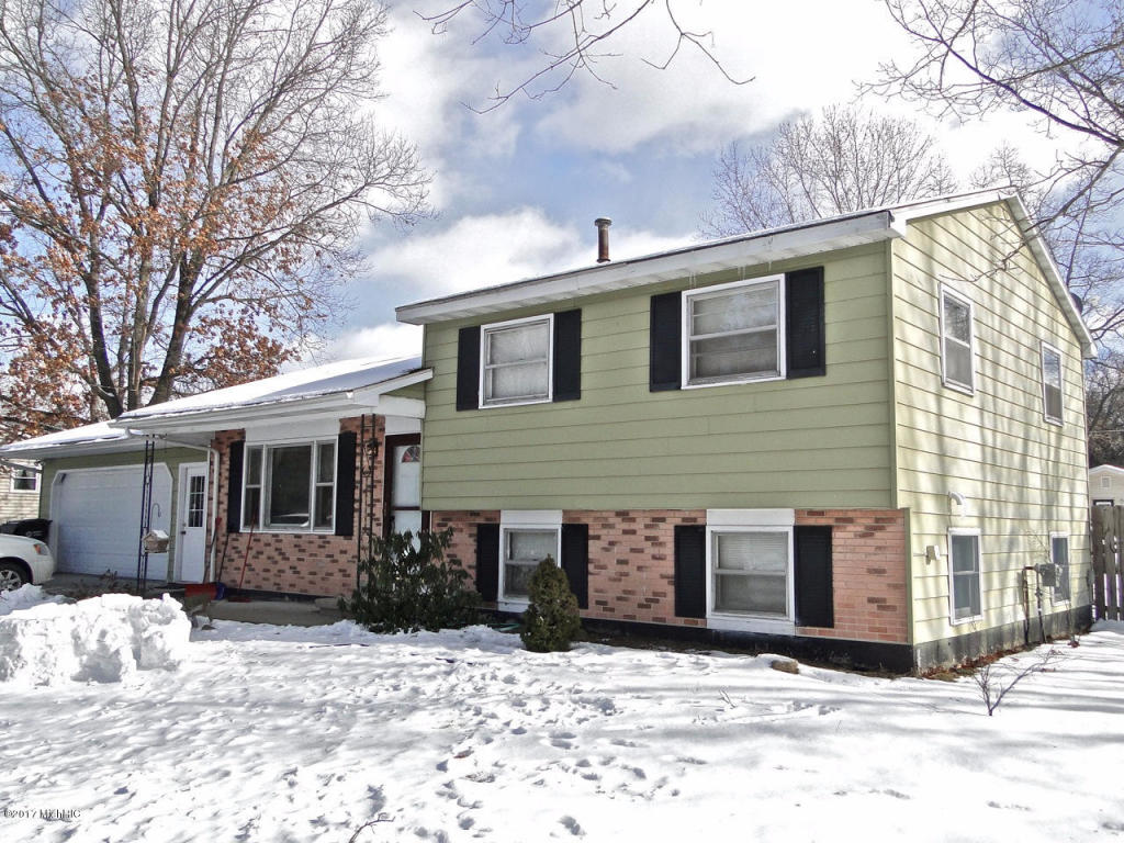 57523 Kingdon Dr, Mattawan, MI 49071 photo 1