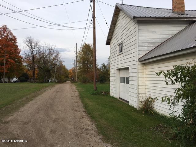 169 E South Ave, Hesperia, MI 49421 photo 23