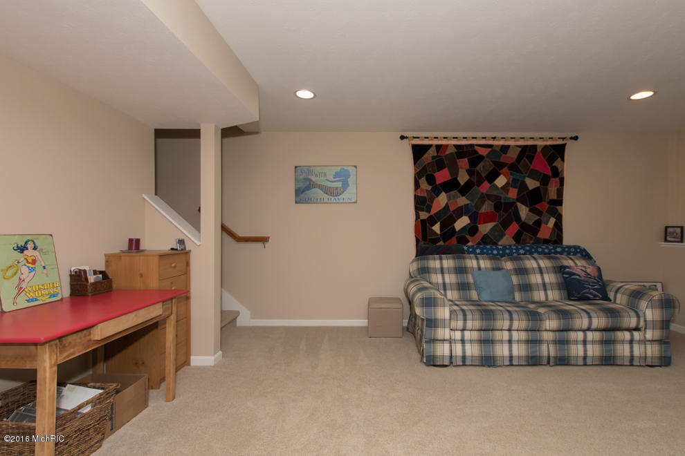 100 Starr Rd, Plainwell, MI 49080 photo 16