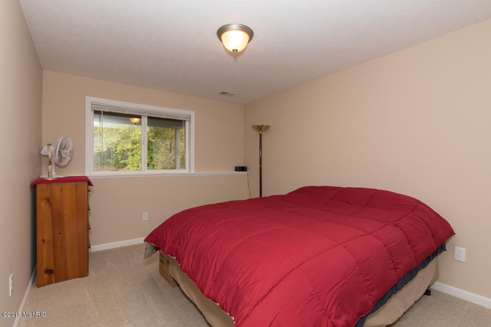 100 Starr Rd, Plainwell, MI 49080 photo 18