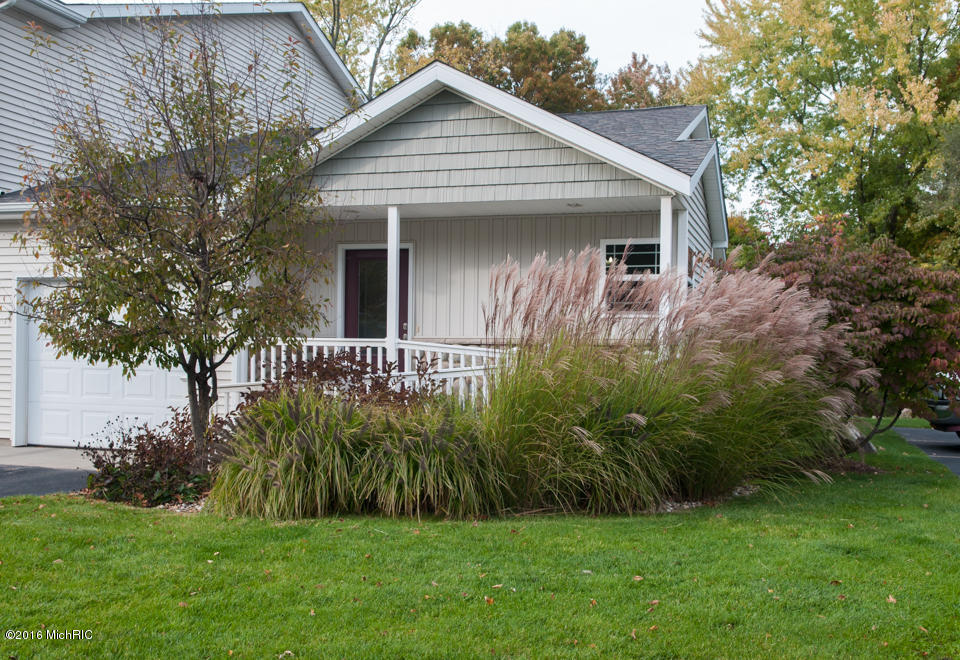 100 Starr Rd, Plainwell, MI 49080 photo 1