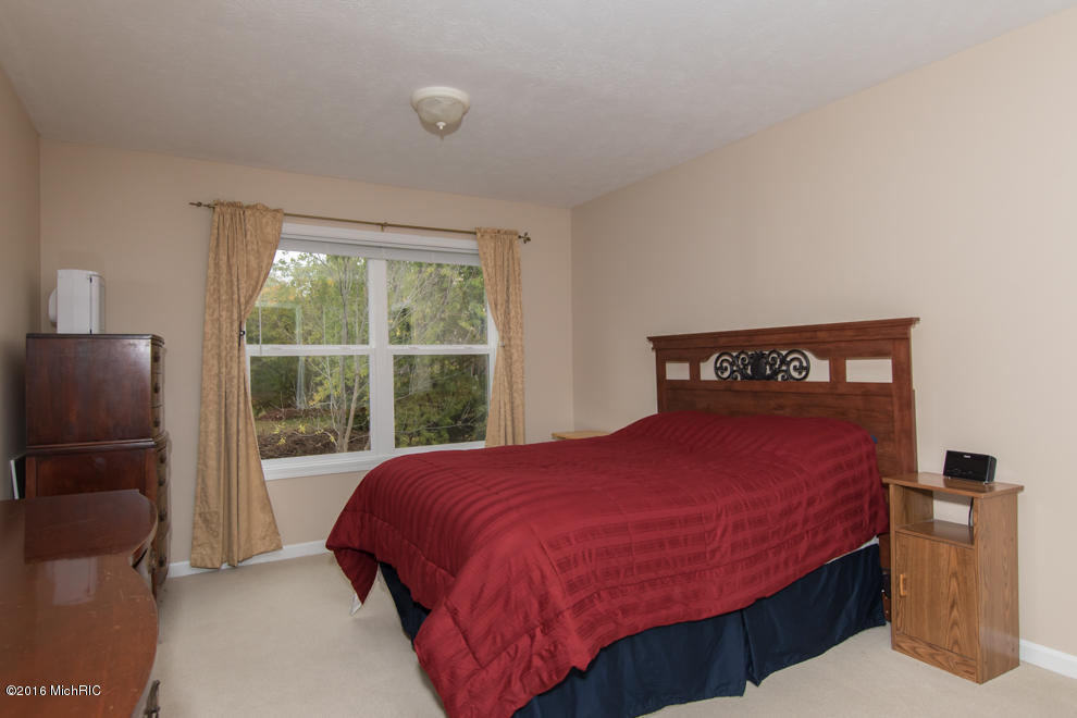 100 Starr Rd, Plainwell, MI 49080 photo 12