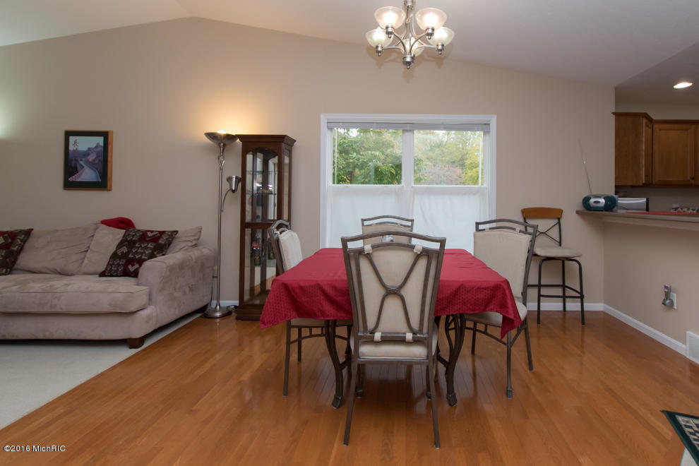 100 Starr Rd, Plainwell, MI 49080 photo 7