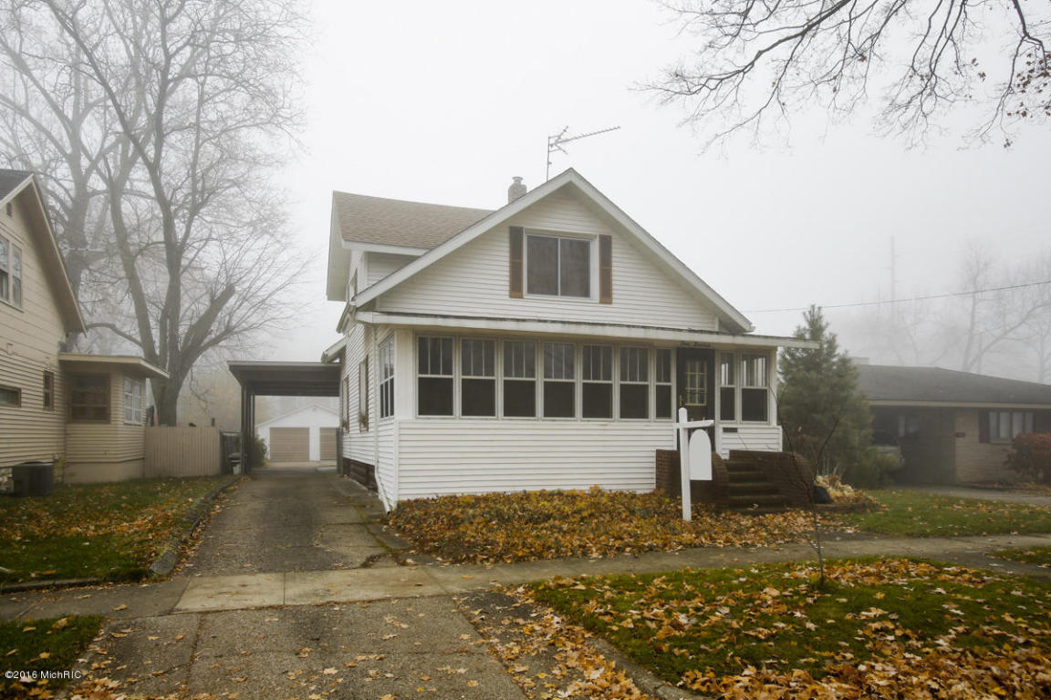 400 S Hooker Ave, Three Rivers, MI 49093 photo 2
