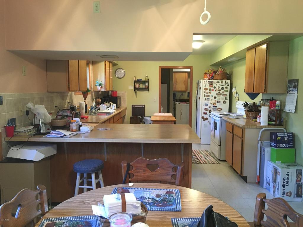 8697 W Kruger Rd, Three Oaks, MI 49128 photo 6