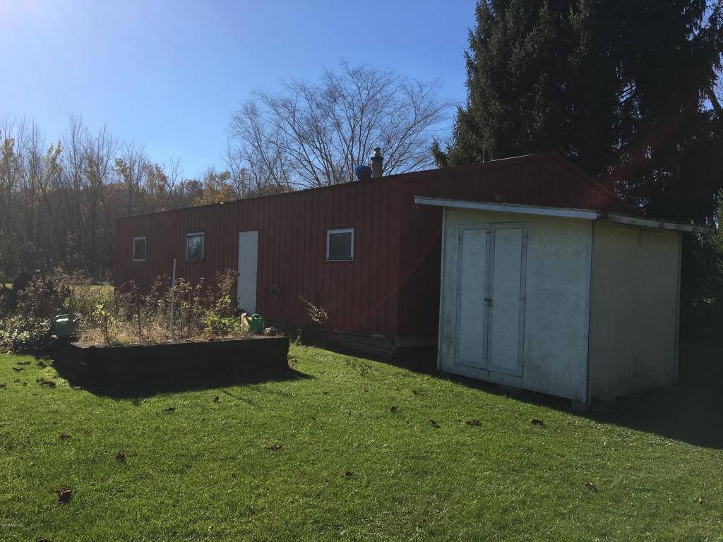 8697 W Kruger Rd, Three Oaks, MI 49128 photo 3
