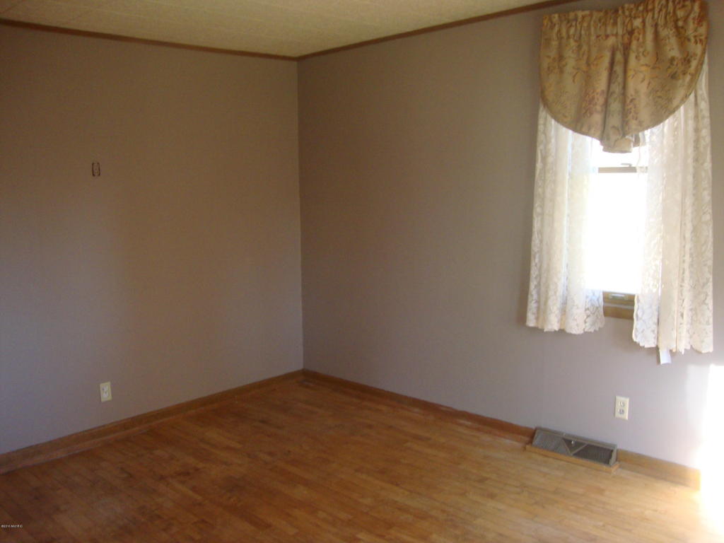 355 S Main St, Custer, MI 49405 photo 11