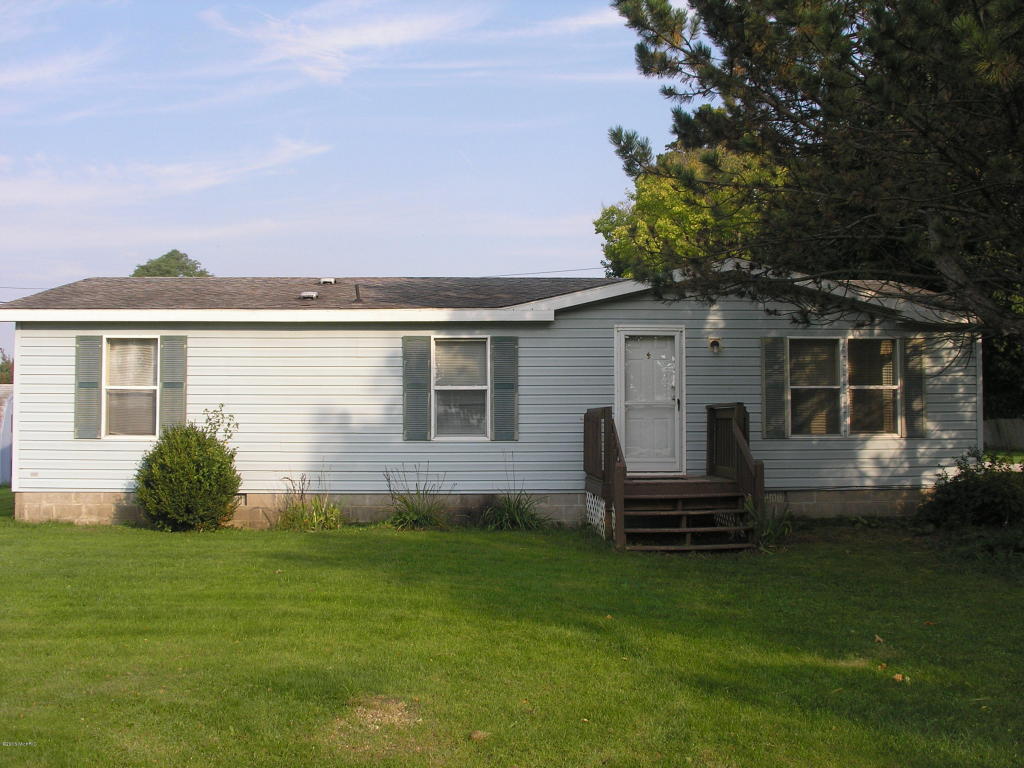 15040 Country Ln, Constantine, MI 49042 photo 1