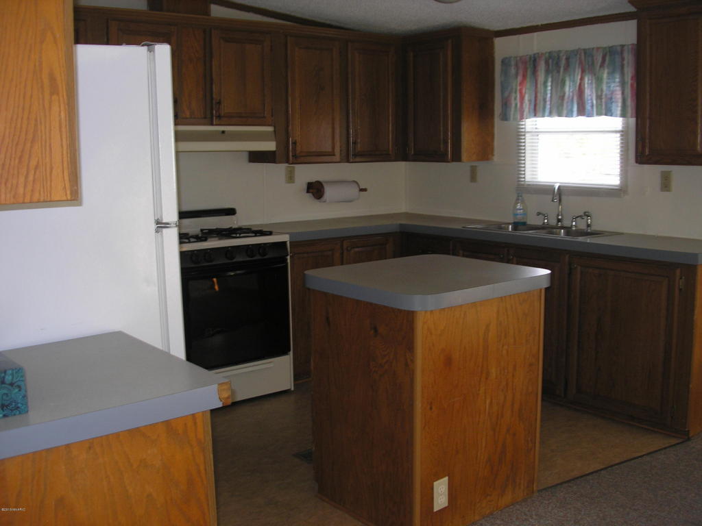 15040 Country Ln, Constantine, MI 49042 photo 5