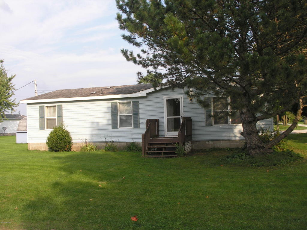 15040 Country Ln, Constantine, MI 49042 photo 2