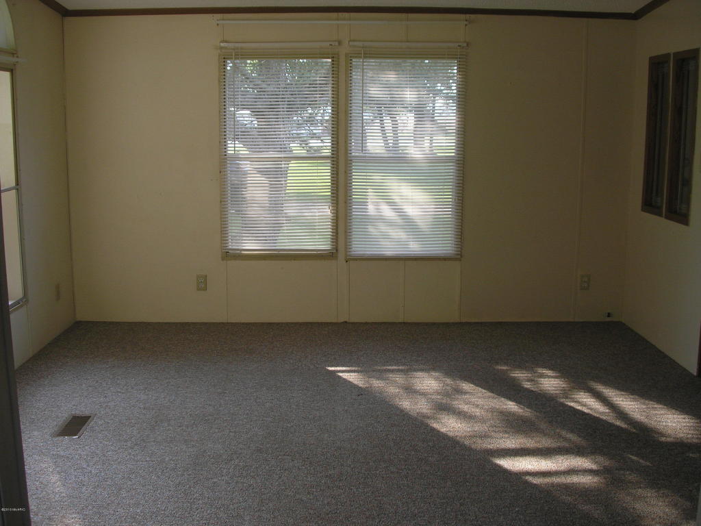 15040 Country Ln, Constantine, MI 49042 photo 4