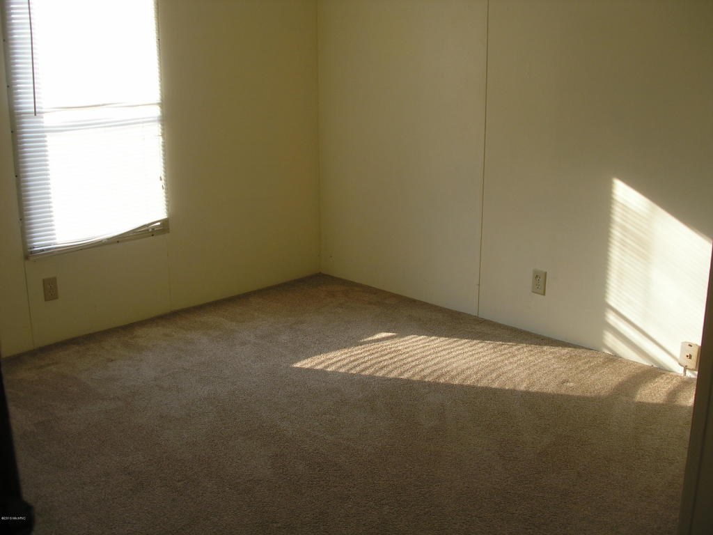 15040 Country Ln, Constantine, MI 49042 photo 10