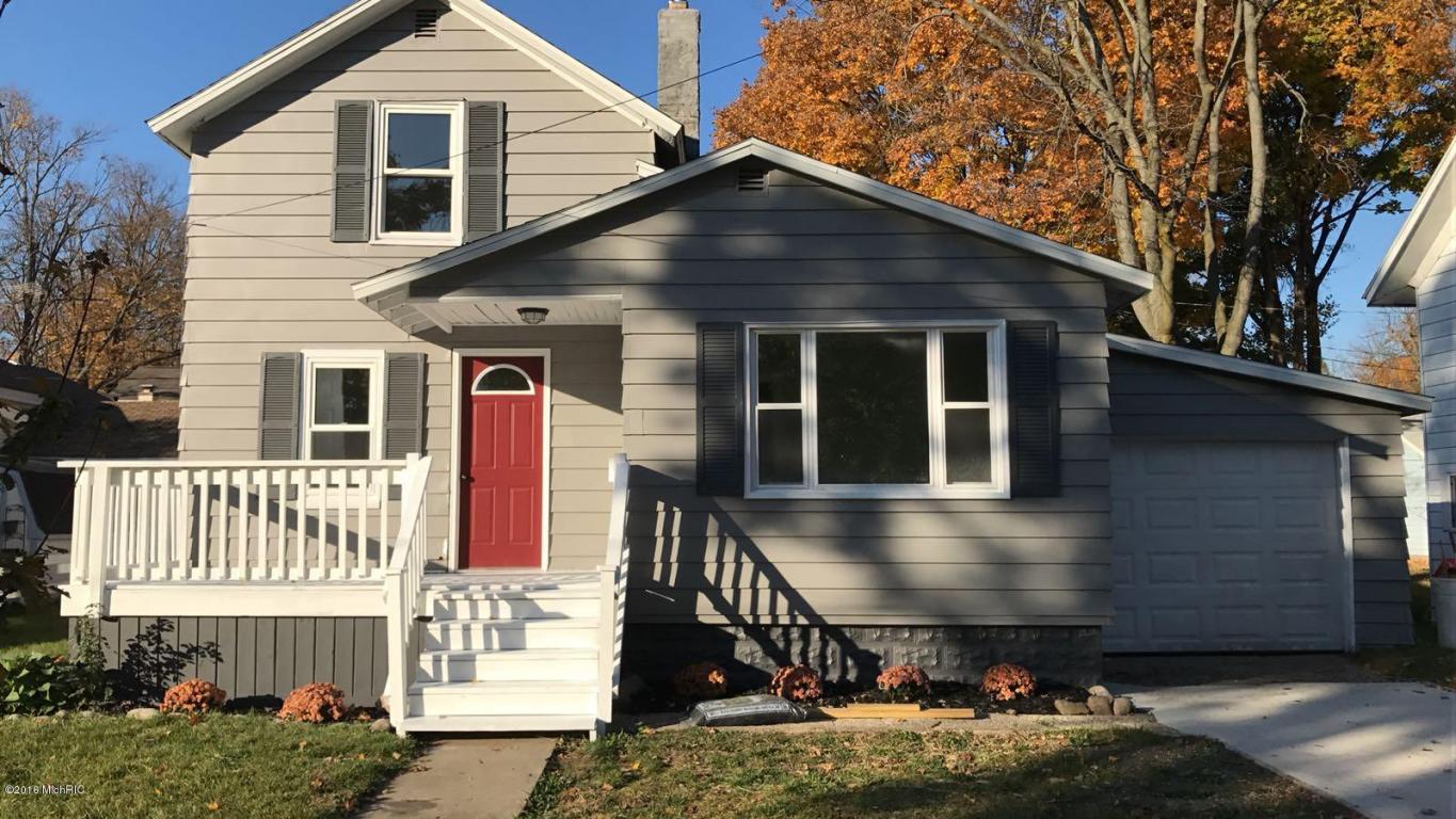 207 W Bennett St, Three Rivers, MI 49093 photo 1