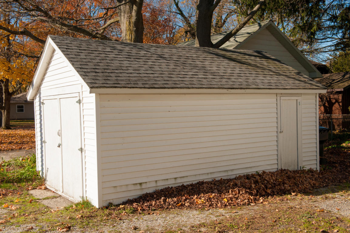 312 E Hanson St, Whitehall, MI 49461 photo 42