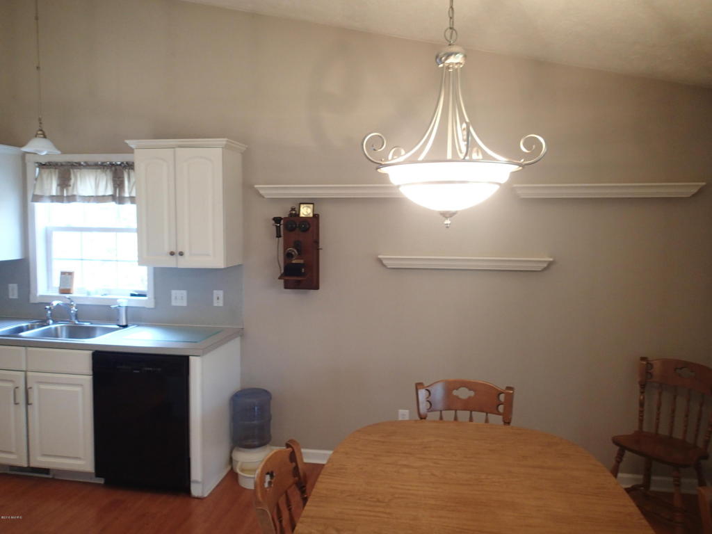 1675 E 80th St, Newaygo, MI 49337 photo 17