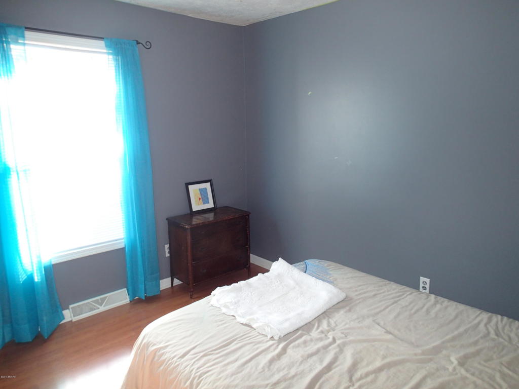 1675 E 80th St, Newaygo, MI 49337 photo 19