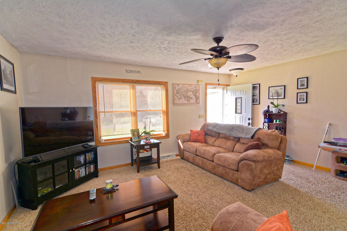 1375 Diamond Dr SW, Stanton, MI 48888 photo 11