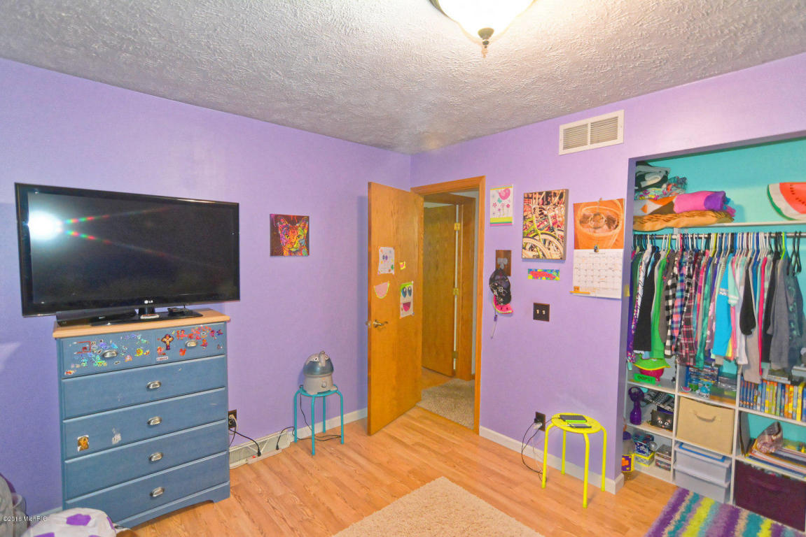 1375 Diamond Dr SW, Stanton, MI 48888 photo 25