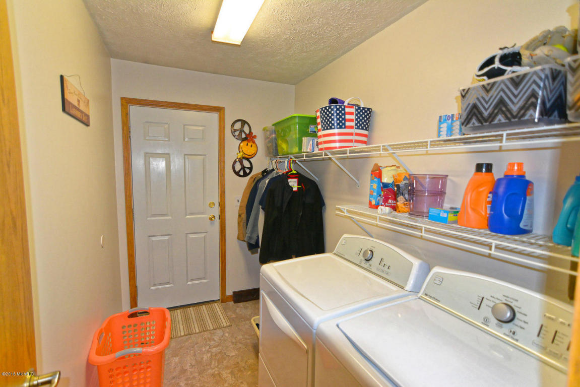 1375 Diamond Dr SW, Stanton, MI 48888 photo 33