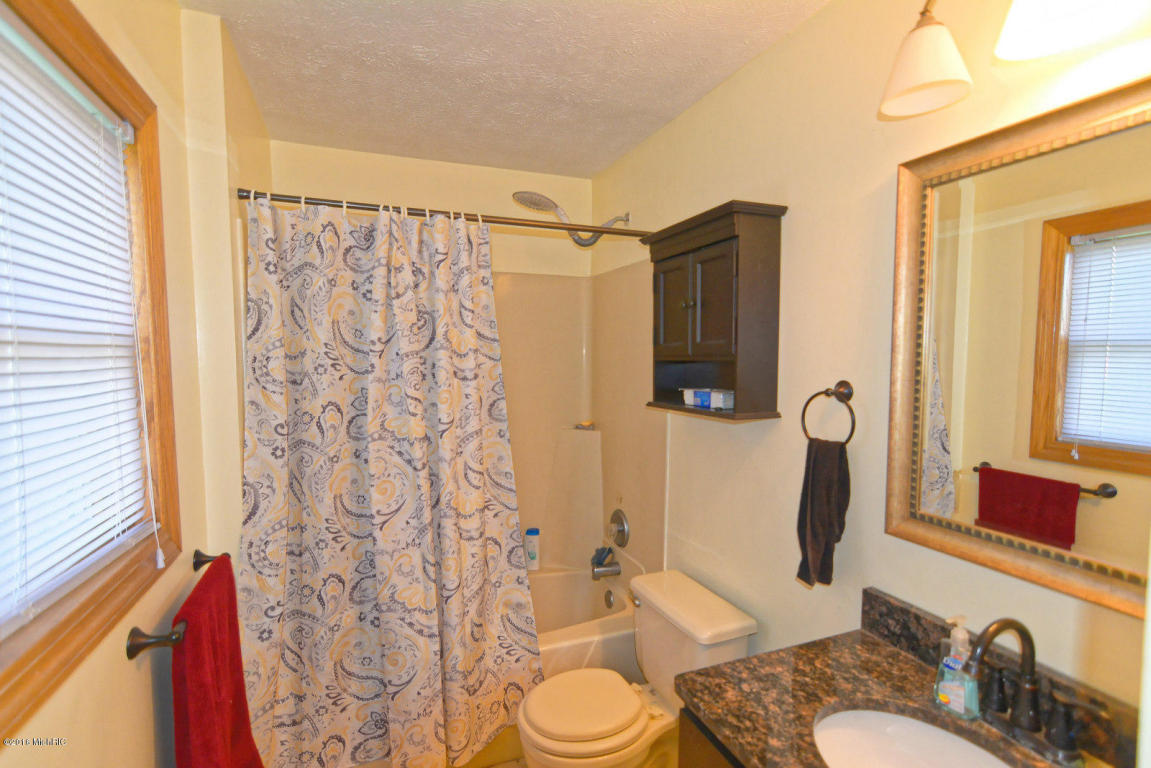 1375 Diamond Dr SW, Stanton, MI 48888 photo 20