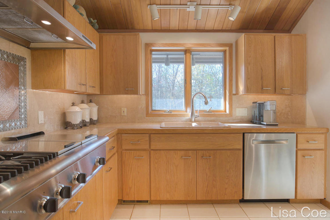8500 Bailey Dr NE, Ada, MI 49301 photo 13