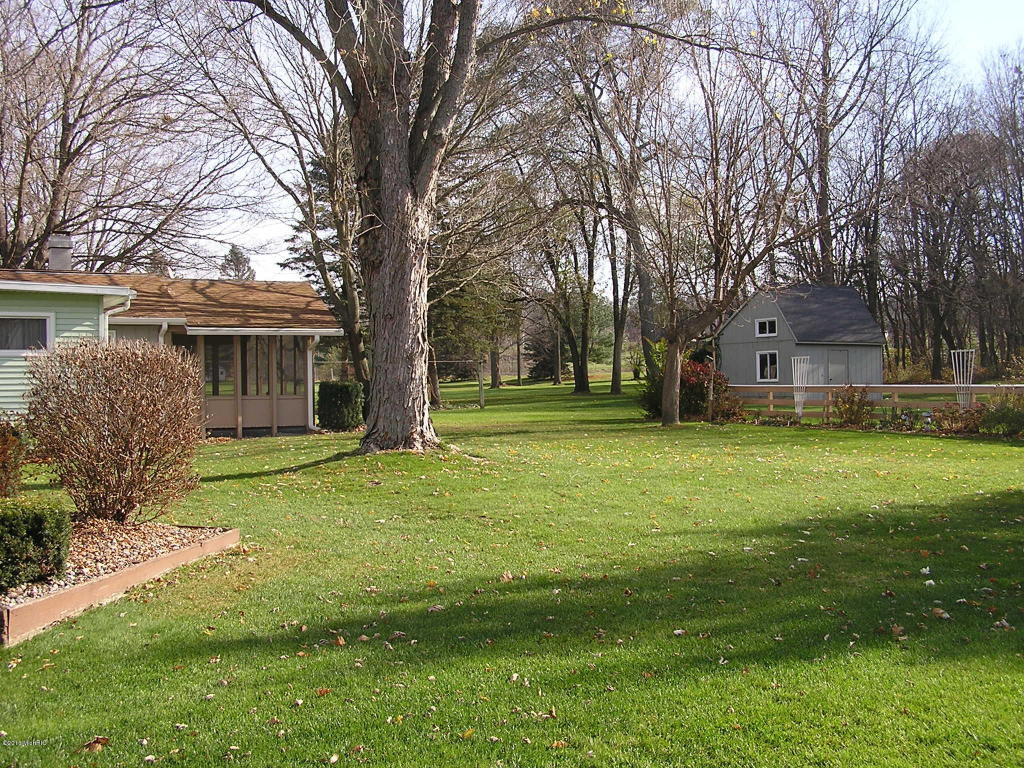 384 Mill, Saranac, MI 48881 photo 9