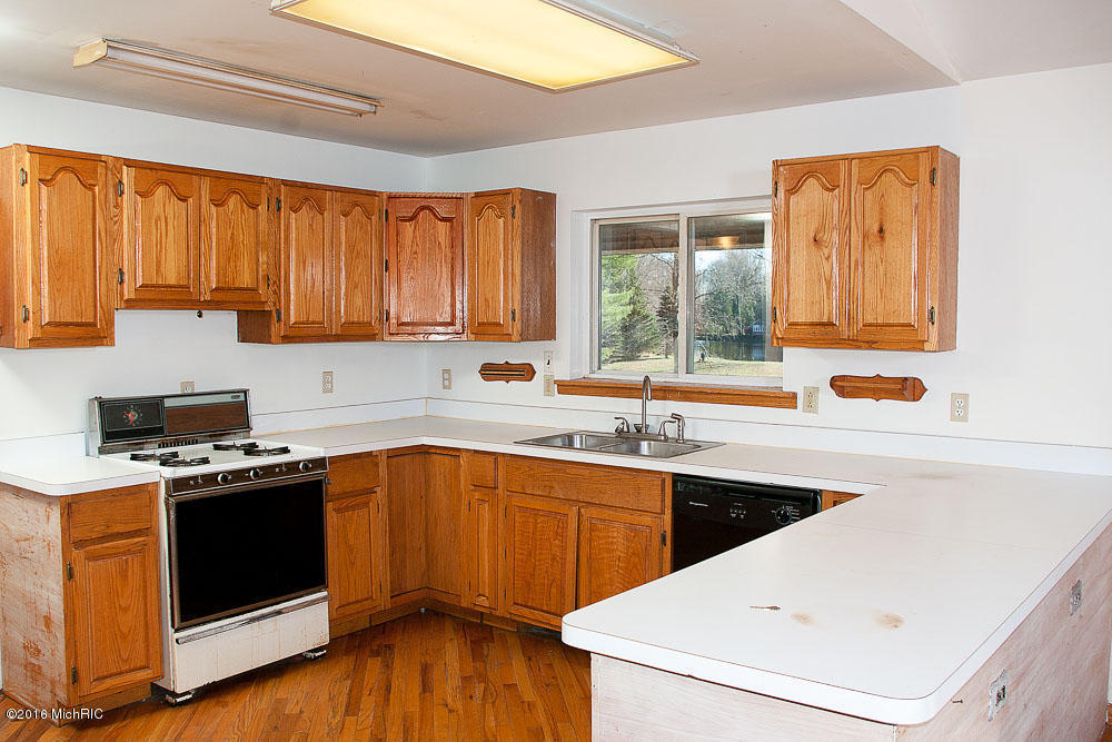 5315 N River Rd, Evart, MI 49631 photo 13