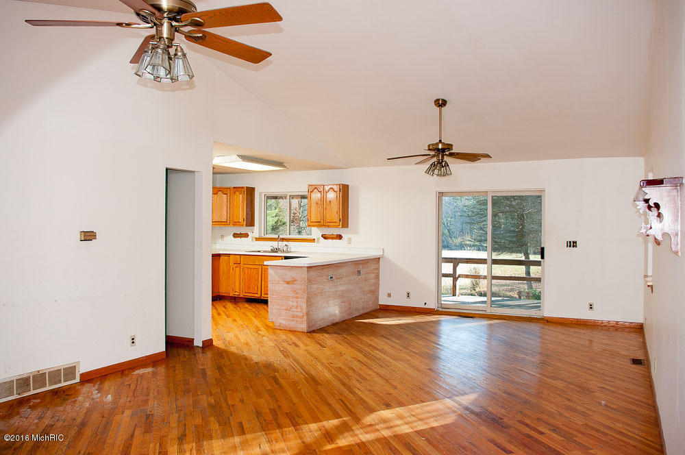 5315 N River Rd, Evart, MI 49631 photo 19