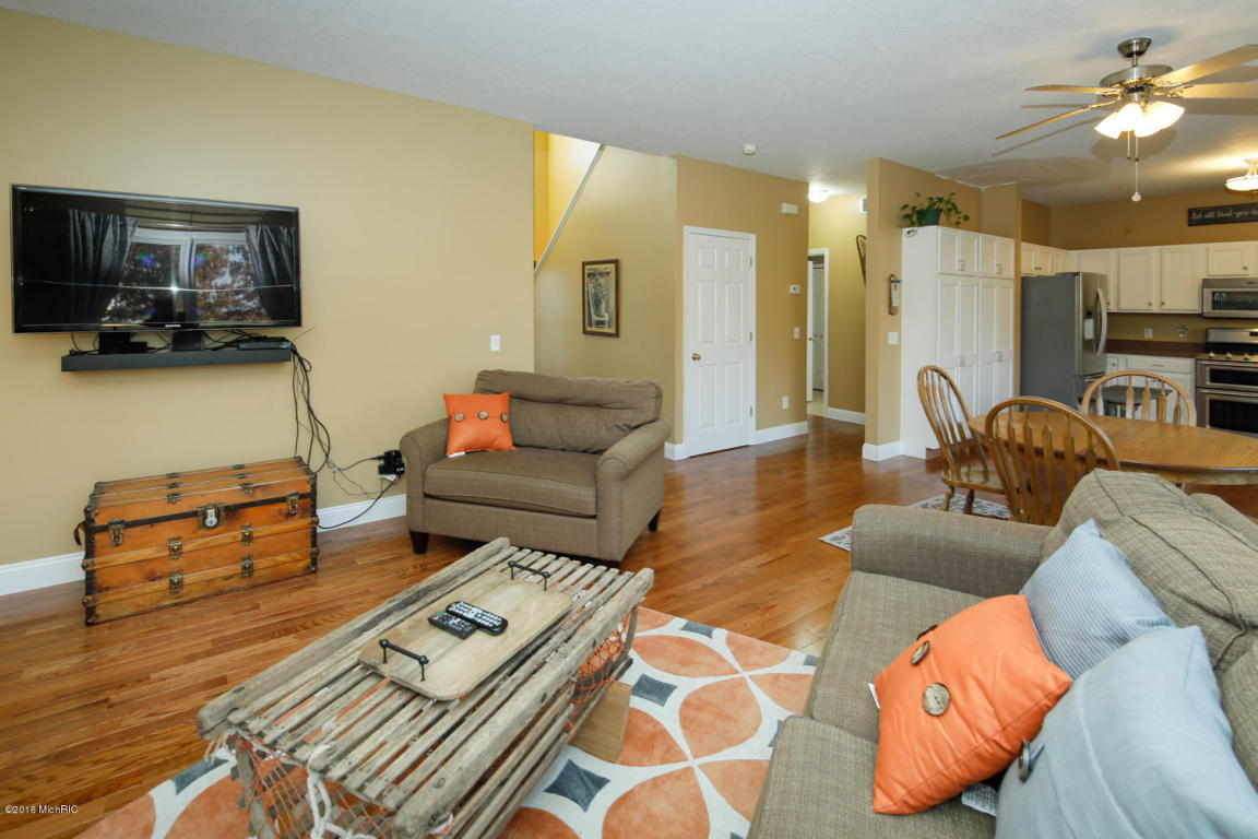 41580 Robin St, Mattawan, MI 49071 photo 6