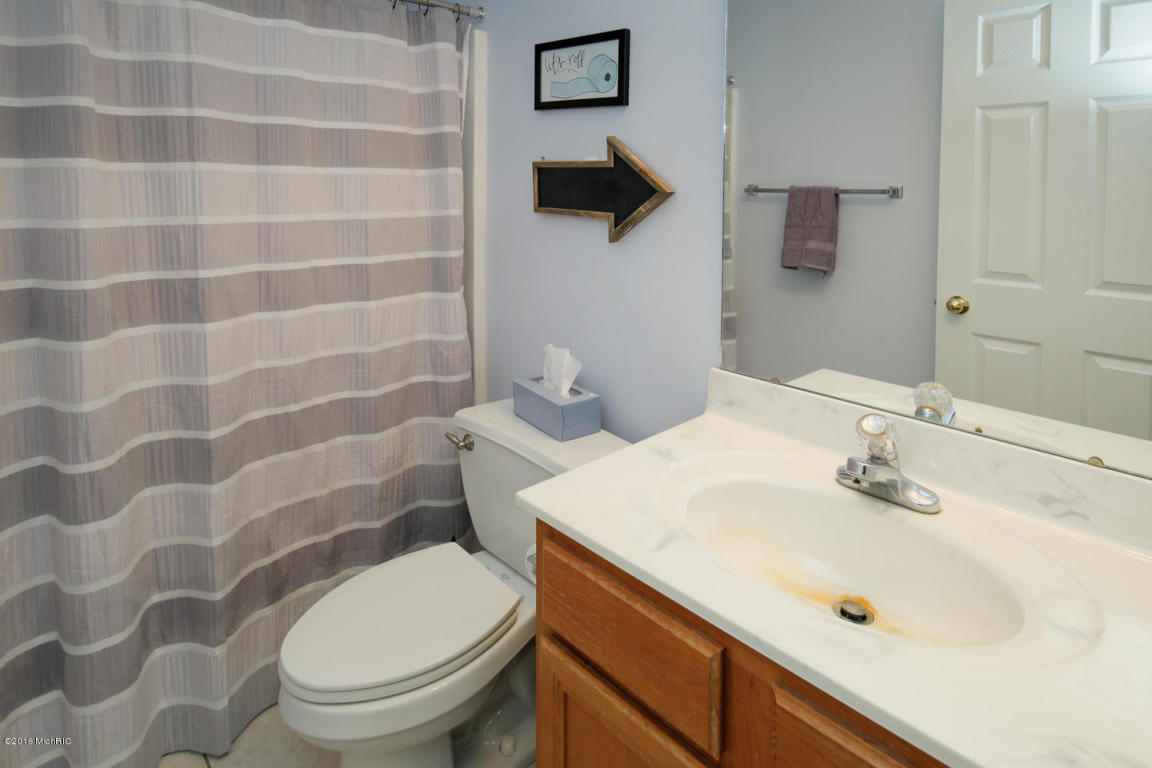 41580 Robin St, Mattawan, MI 49071 photo 18