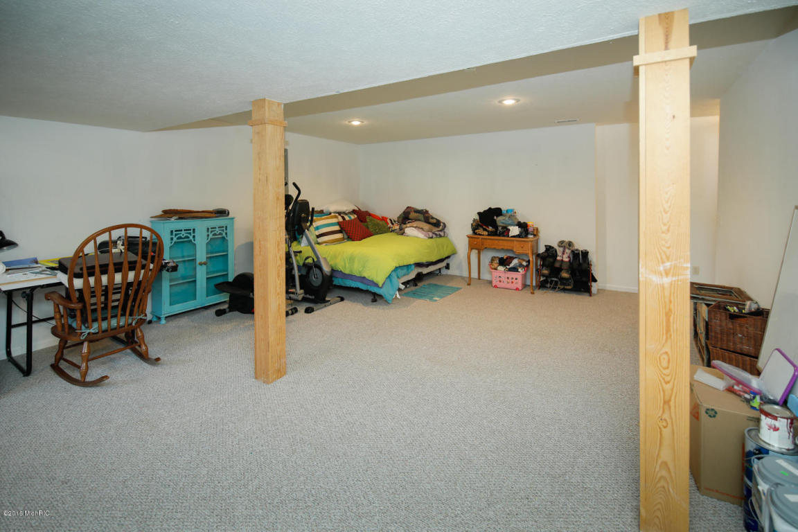 41580 Robin St, Mattawan, MI 49071 photo 20