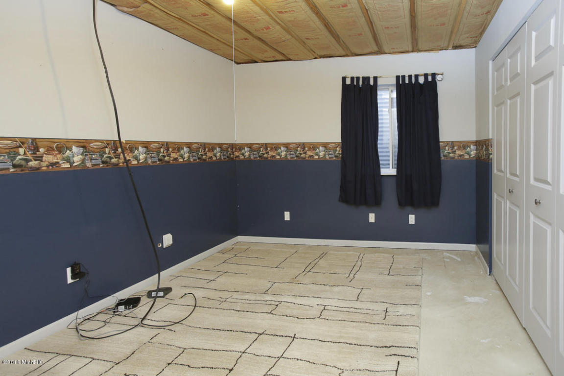 693 Pierce Rd, Plainwell, MI 49080 photo 23