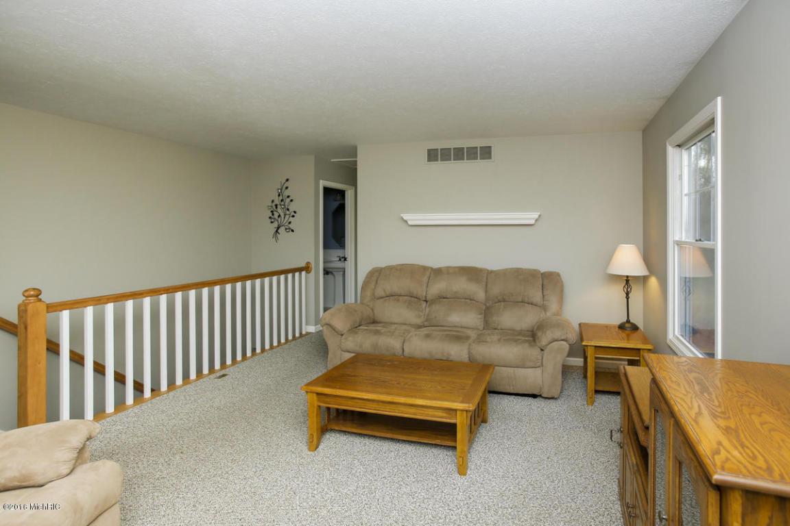 693 Pierce Rd, Plainwell, MI 49080 photo 7