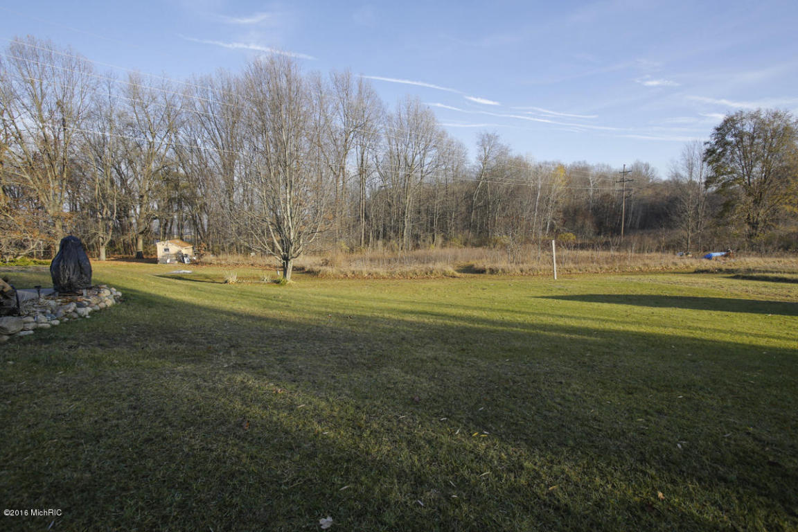 693 Pierce Rd, Plainwell, MI 49080 photo 27