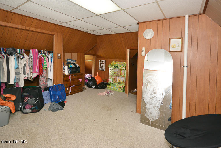 323 E Bridge St, Plainwell, MI 49080 photo 27