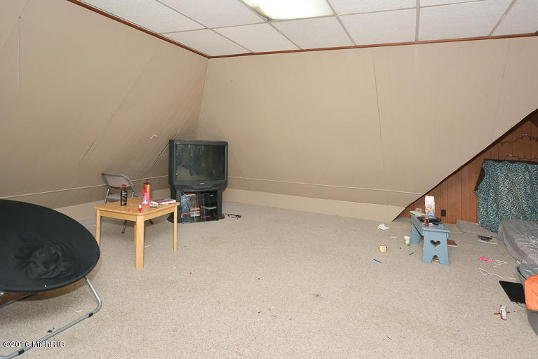 323 E Bridge St, Plainwell, MI 49080 photo 26