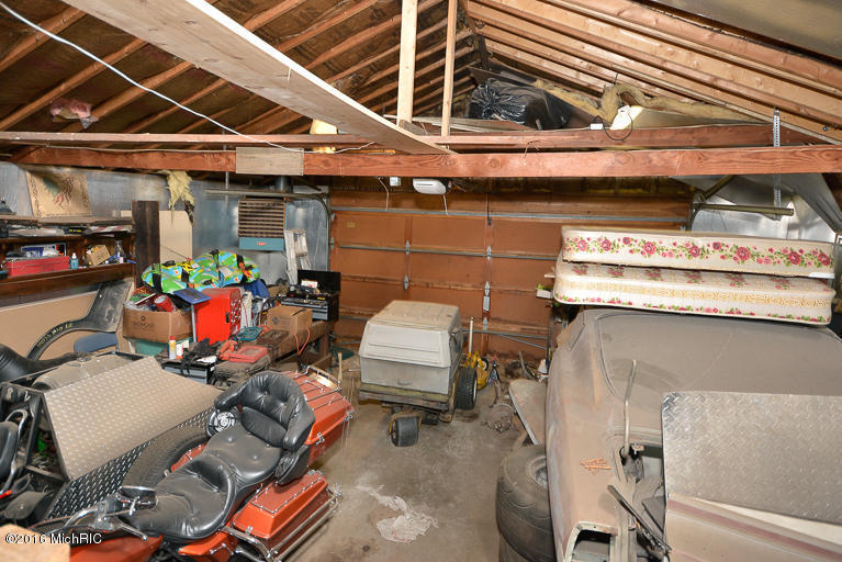 323 E Bridge St, Plainwell, MI 49080 photo 30