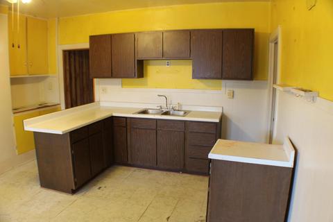 511 E Main St, Hartford, MI 49057 photo 22