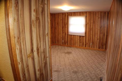 511 E Main St, Hartford, MI 49057 photo 20