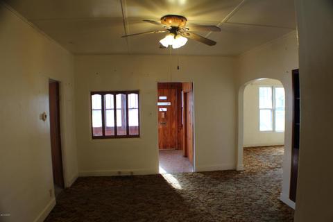 511 E Main St, Hartford, MI 49057 photo 12
