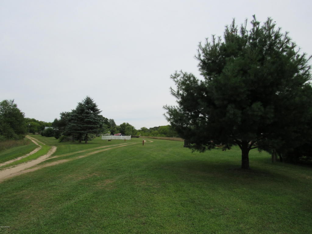 9386 S Brown Rd, Fenwick, MI 48834 photo 17