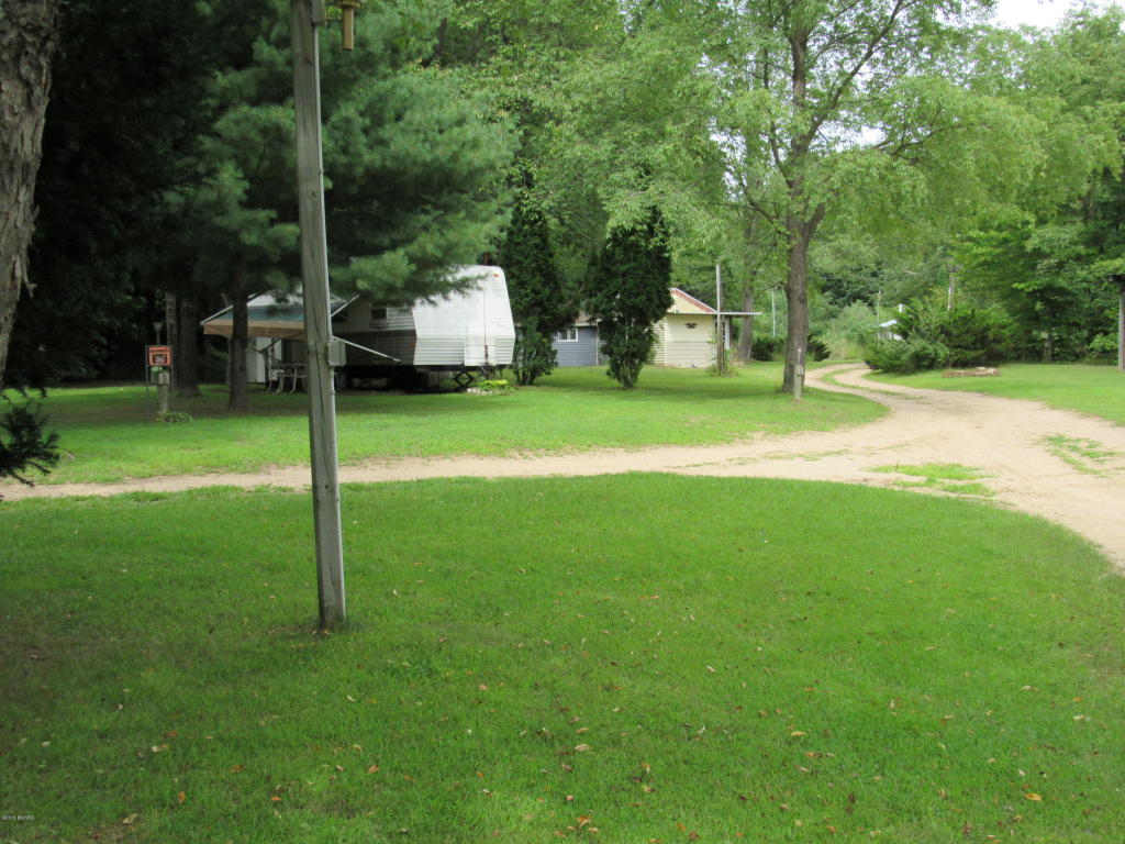 9386 S Brown Rd, Fenwick, MI 48834 photo 19