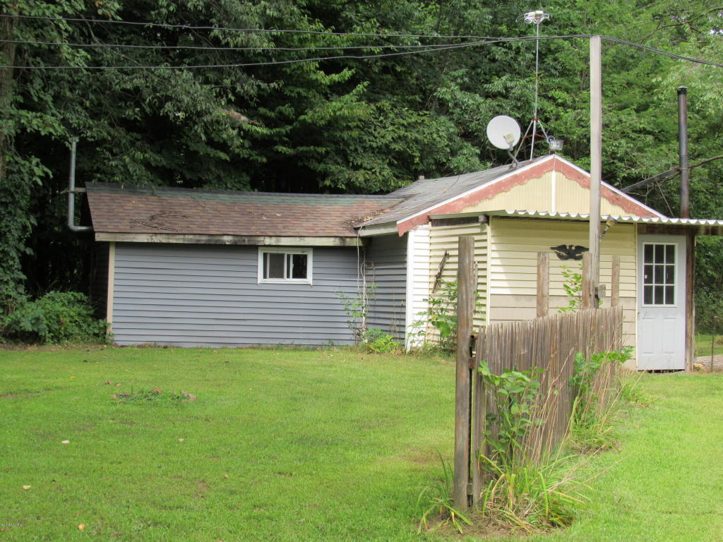9386 S Brown Rd, Fenwick, MI 48834 photo 29