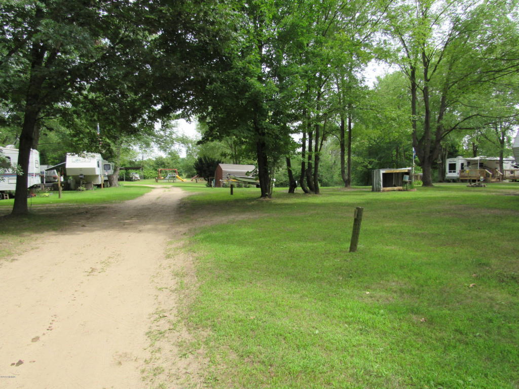 9386 S Brown Rd, Fenwick, MI 48834 photo 27
