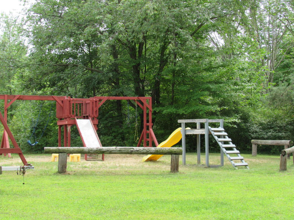 9386 S Brown Rd, Fenwick, MI 48834 photo 33
