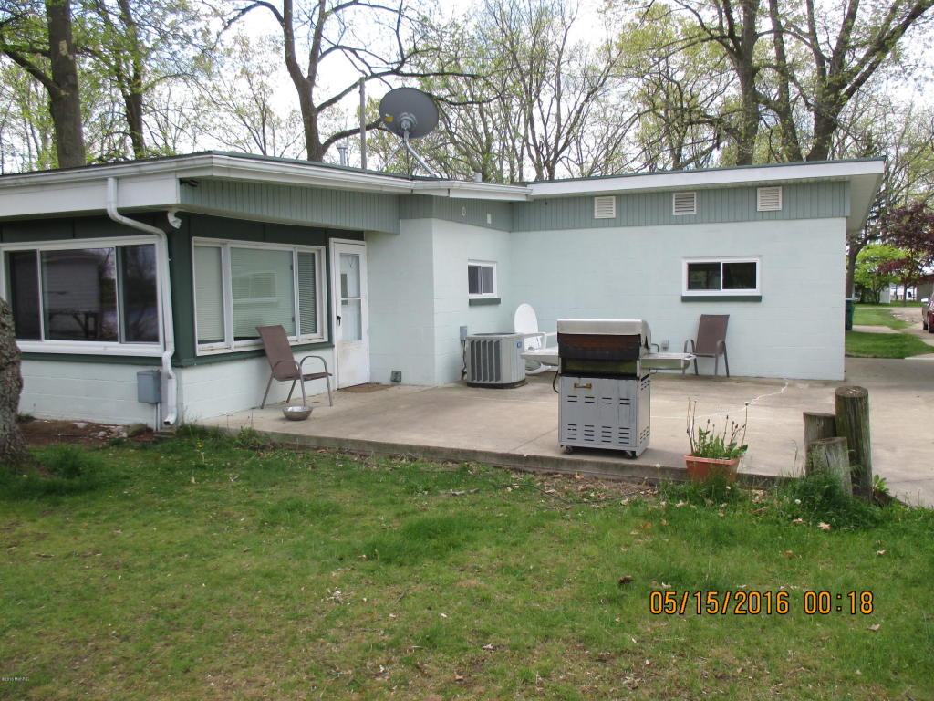 23617 River Run Pt, Mendon, MI 49072 photo 1