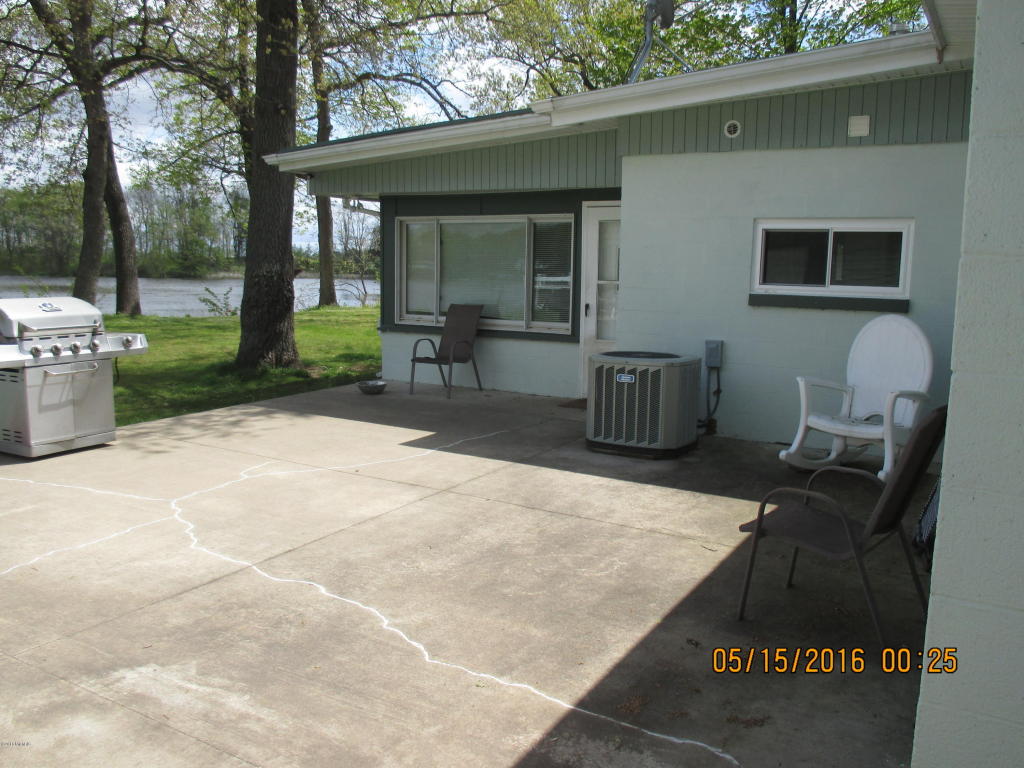 23617 River Run Pt, Mendon, MI 49072 photo 2