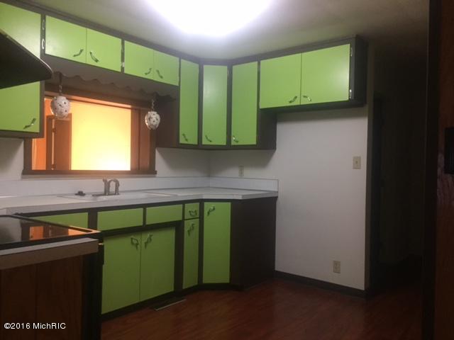 4818 Simonelli Rd, Whitehall, MI 49461 photo 10